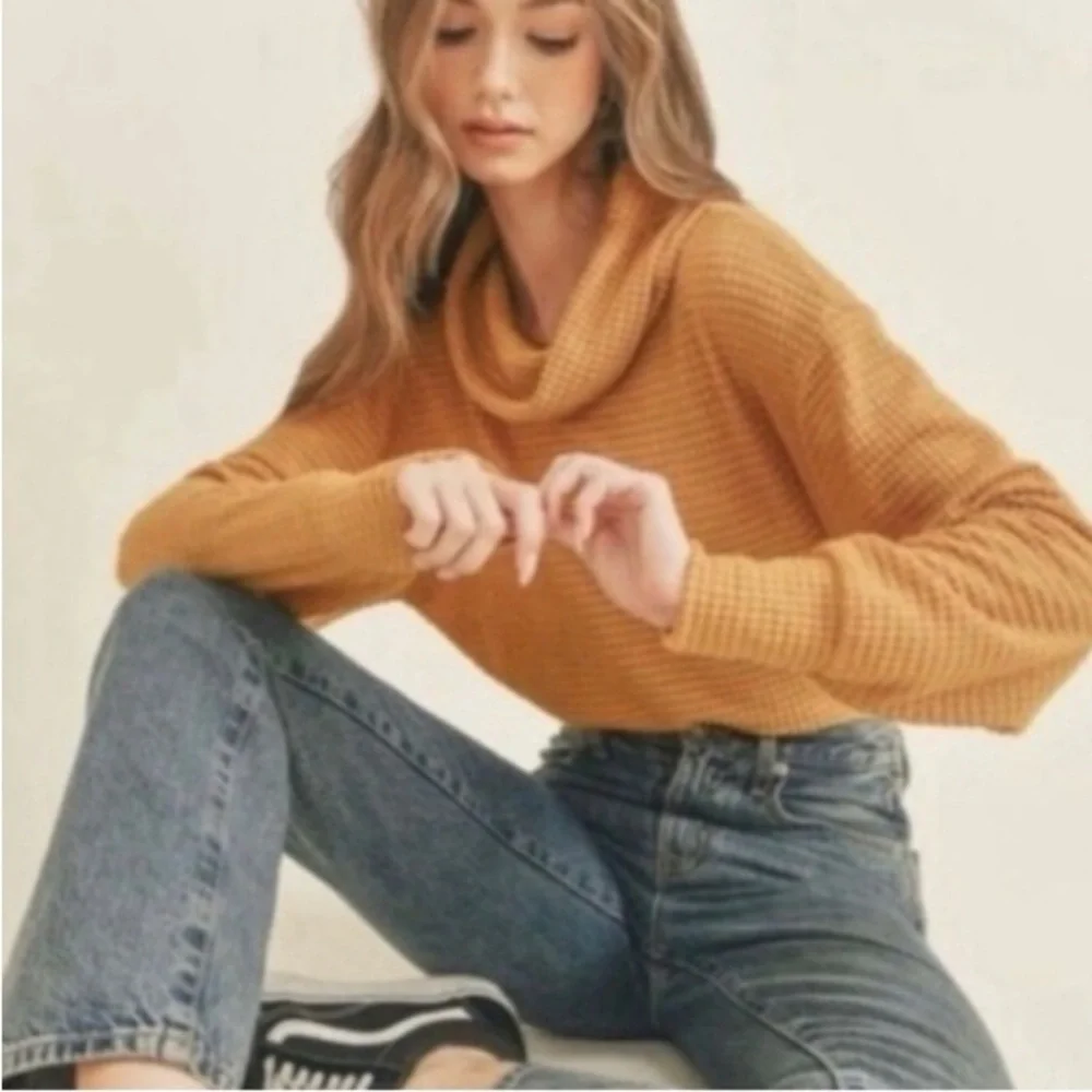 FREE PEOPLE NWT JUICY THERMAL CANYON MOON SMALL